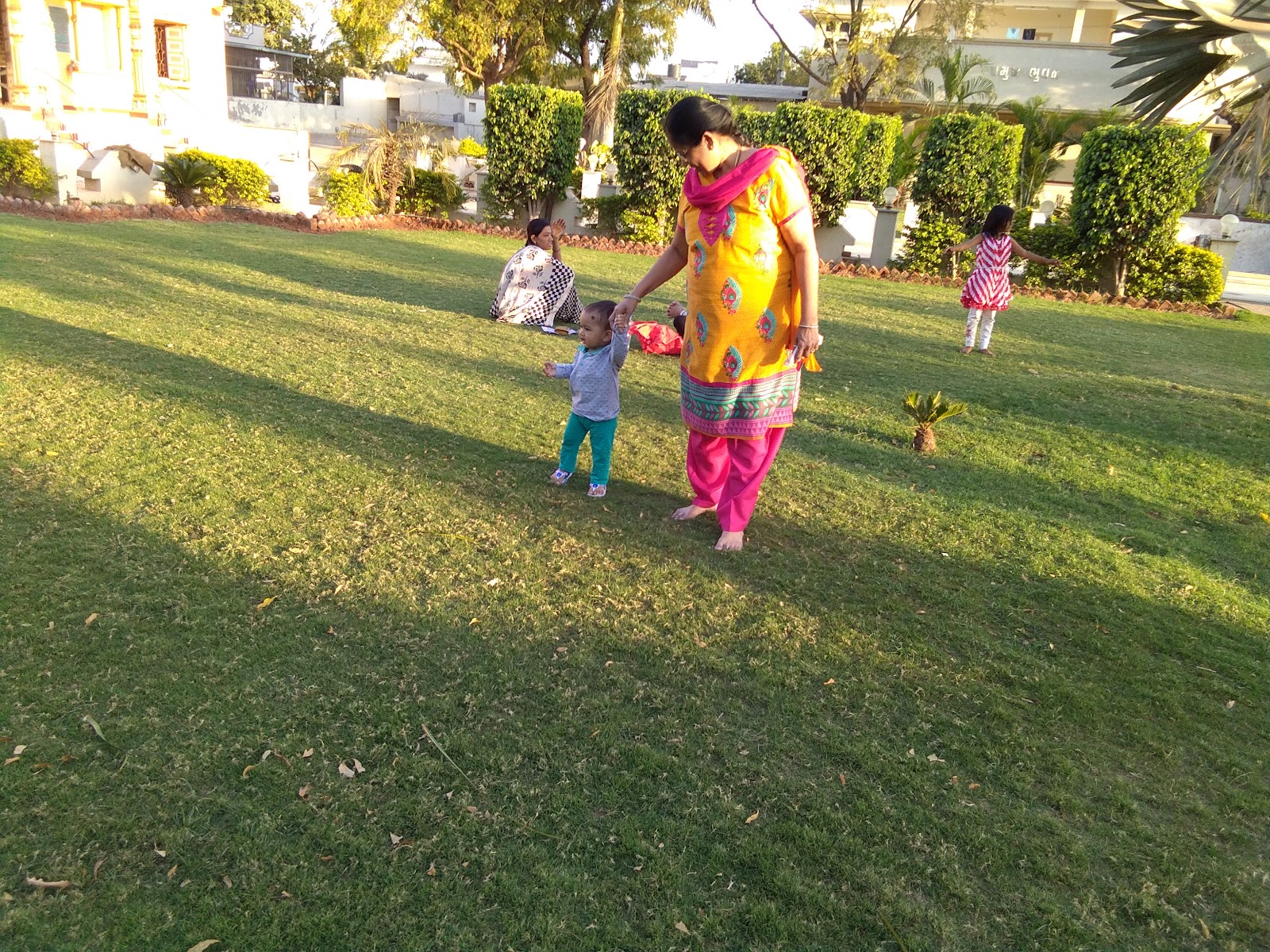 Shri Swaminarayan Temple Kapadvanj