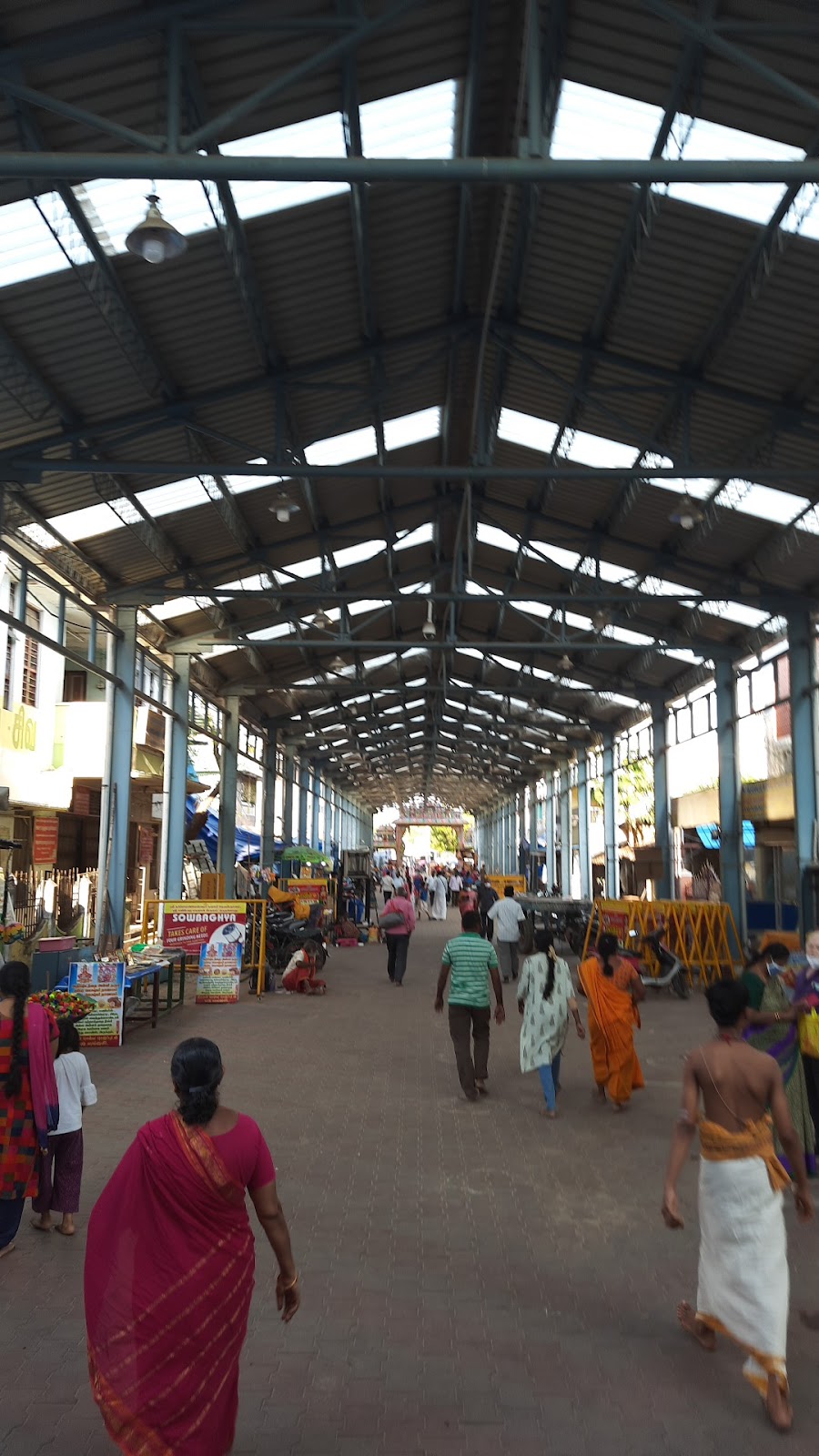 Thirunallar Saneeswaran Temple