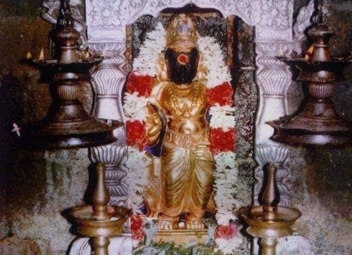 Thirunallar Saniswaran Temple