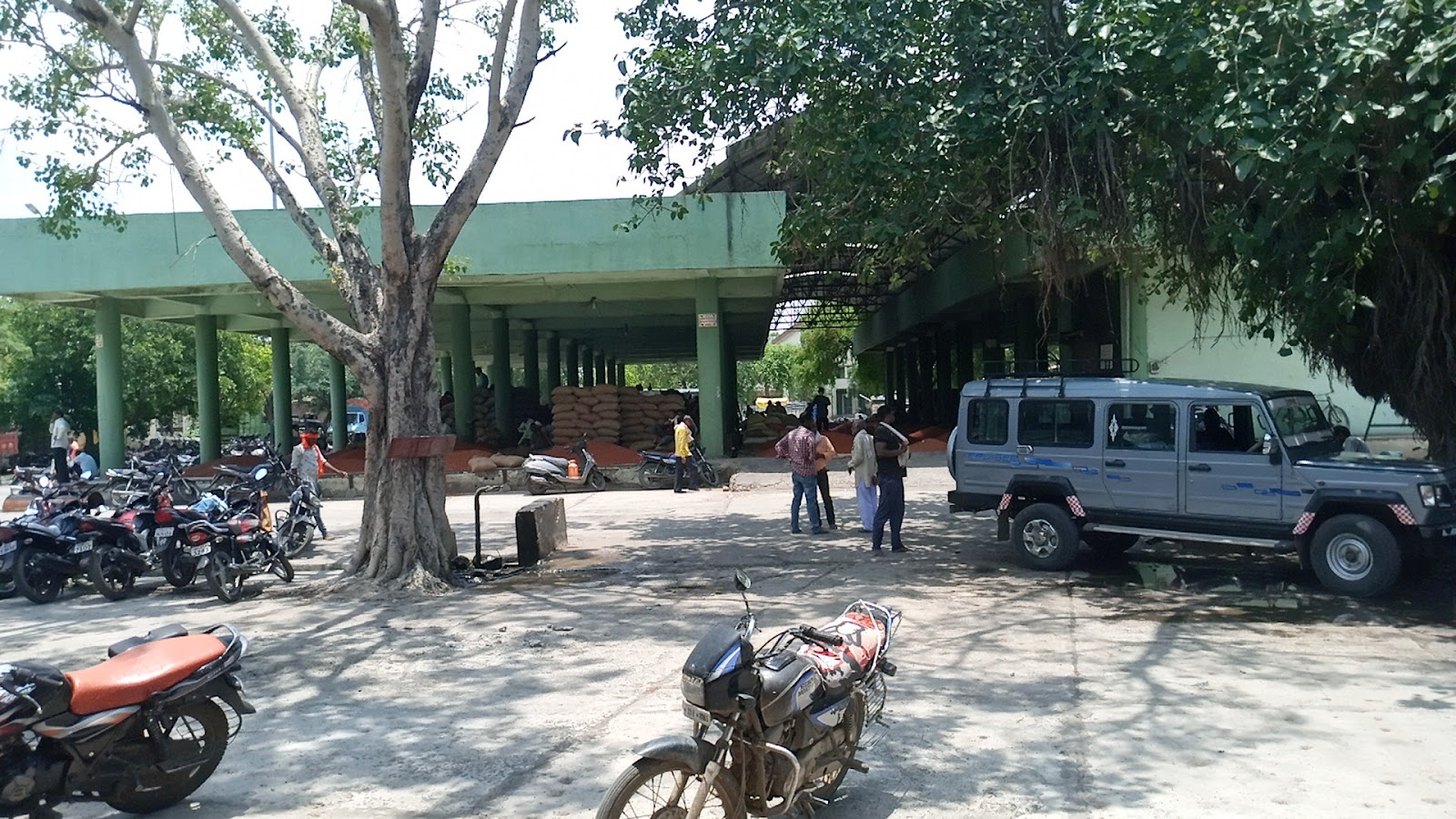 Weekly Bazaar Market