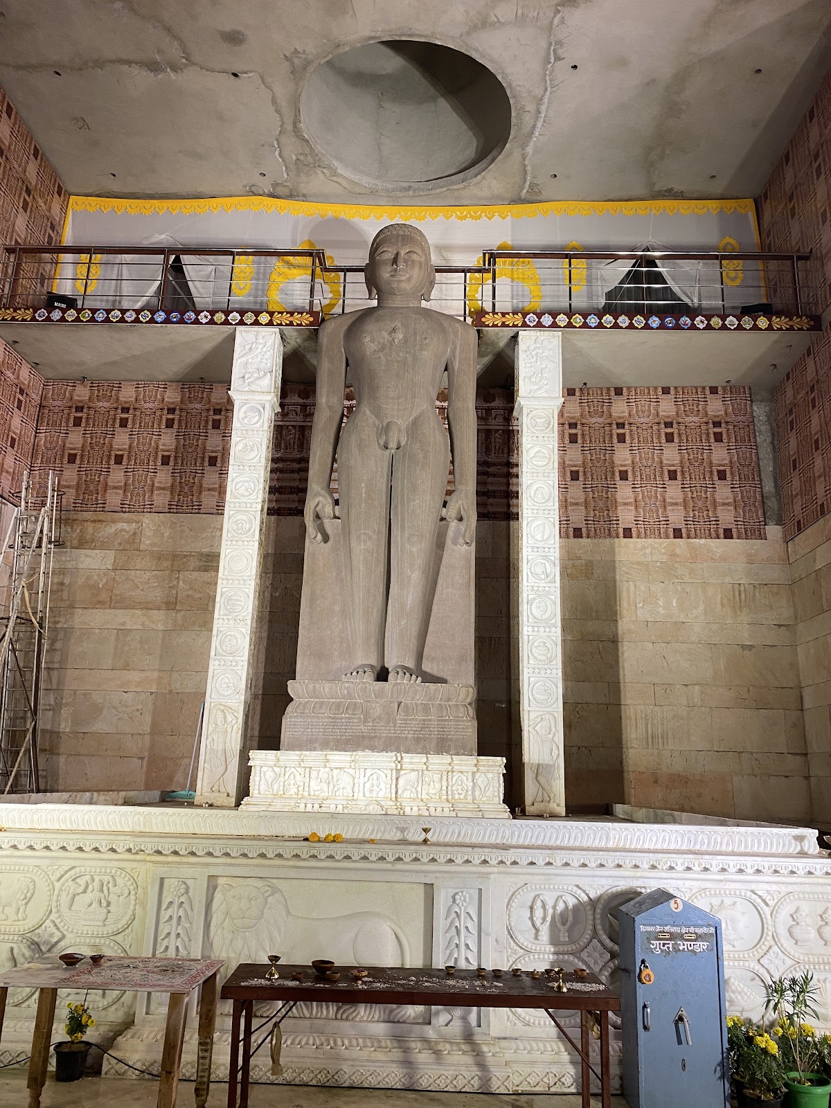 Shri Mahavirji Temple