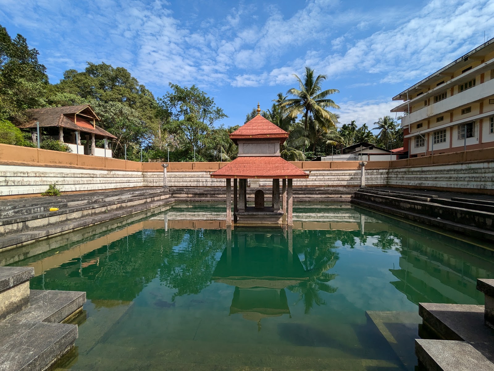 Padutirupathi Temple