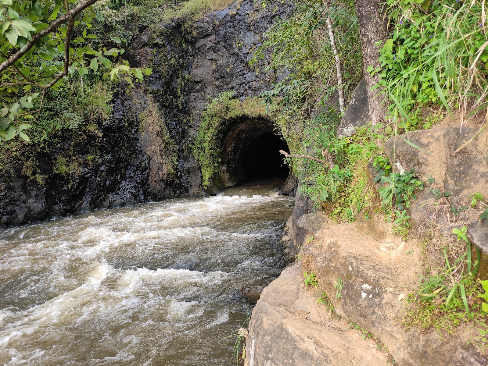 Anchuruli Tunnel