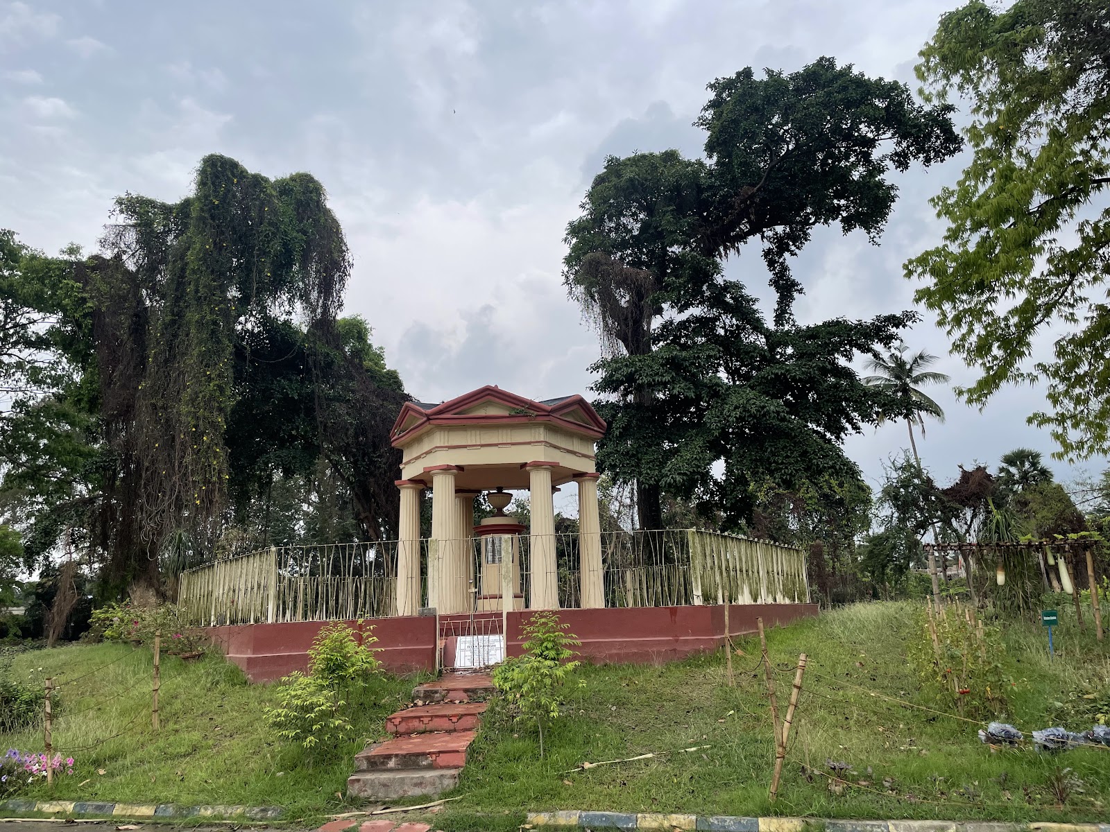 Shibpur Botanical Garden