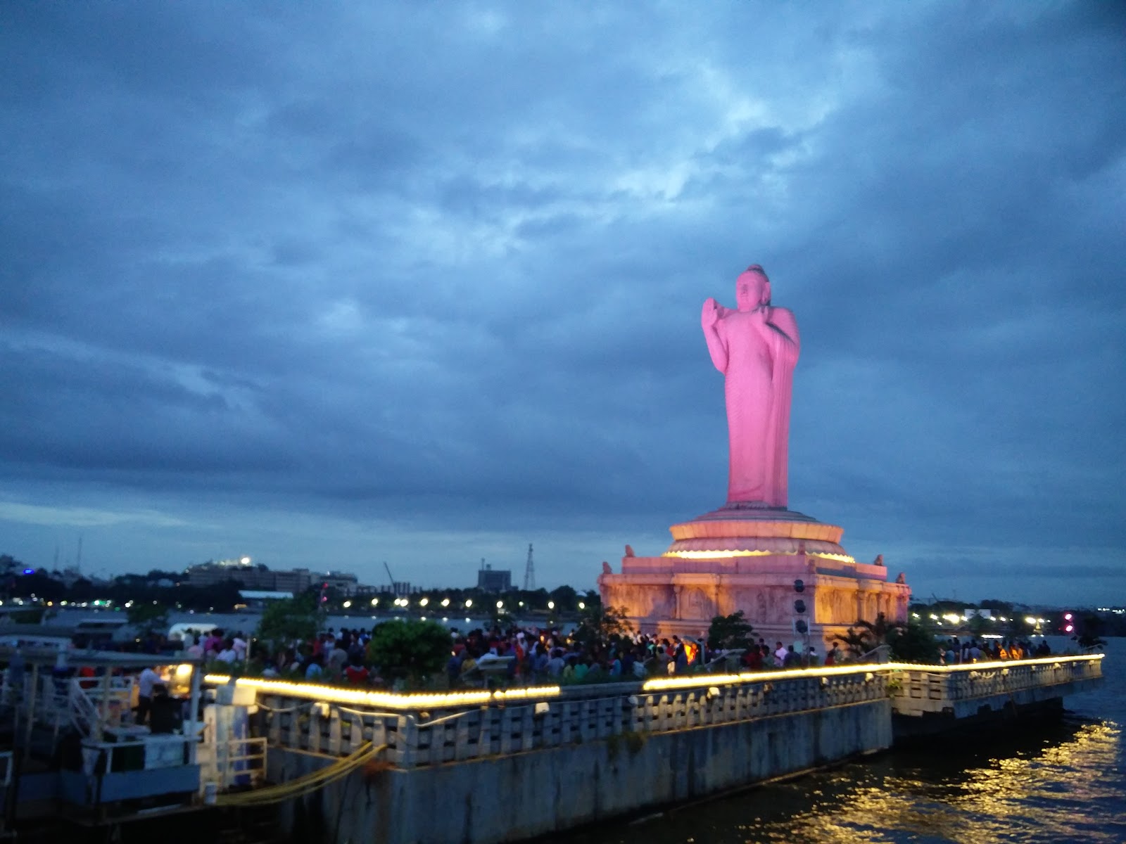 Hussain Sagar and Necklace Road