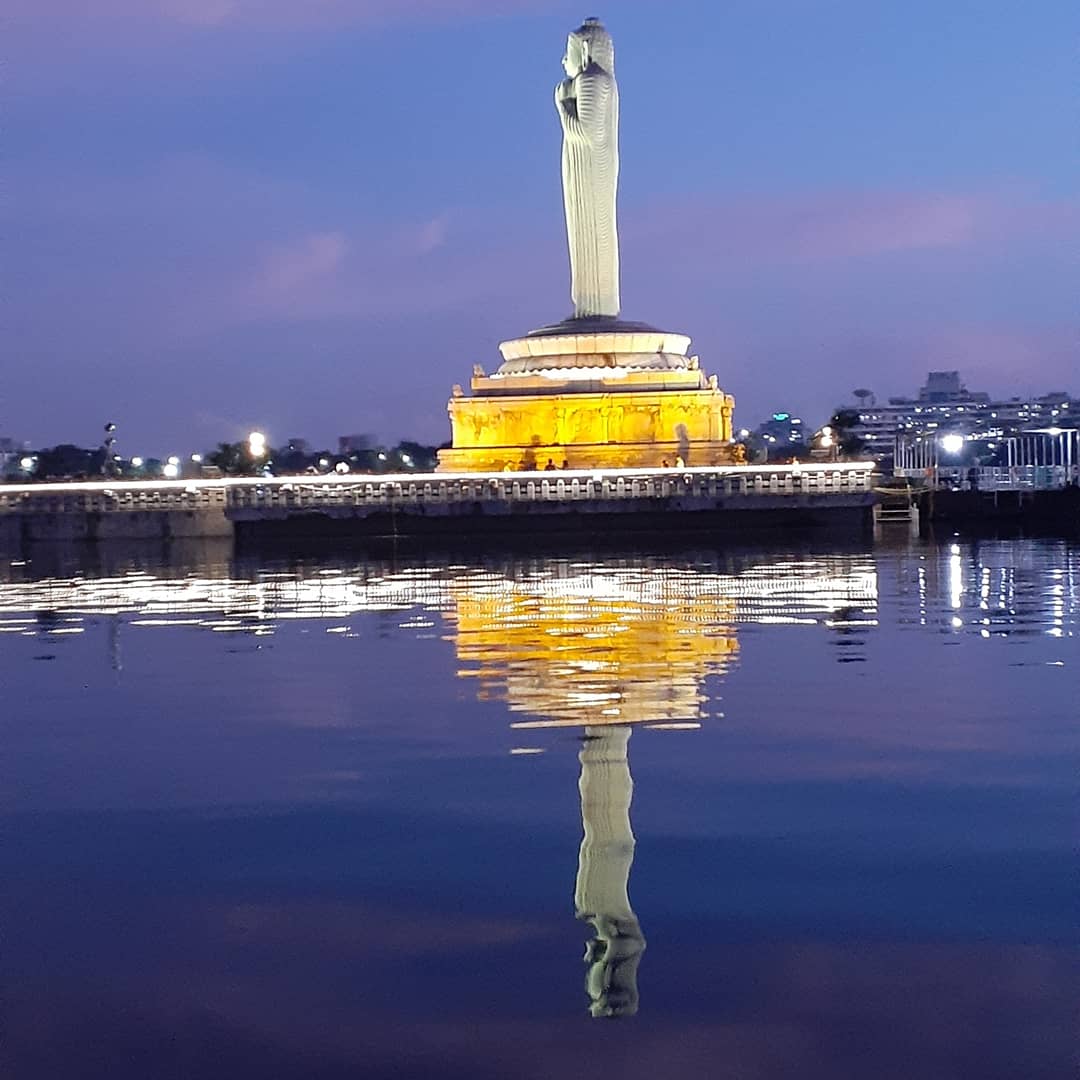 Hussain Sagar and Necklace Road
