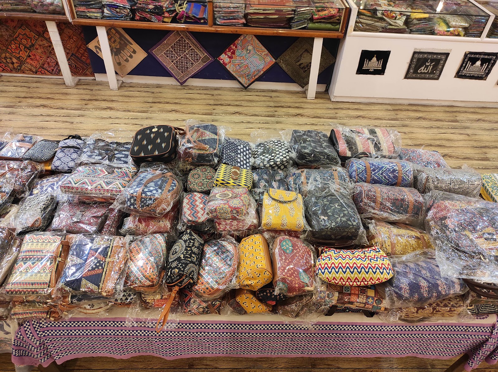 Local Handicraft Market