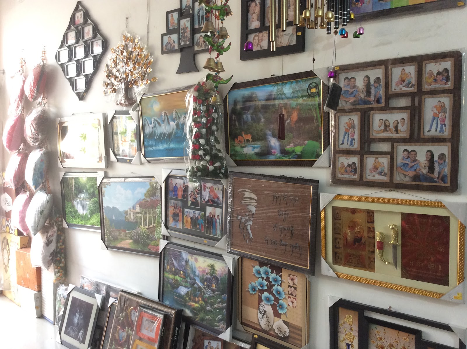 Local Handicraft Stalls