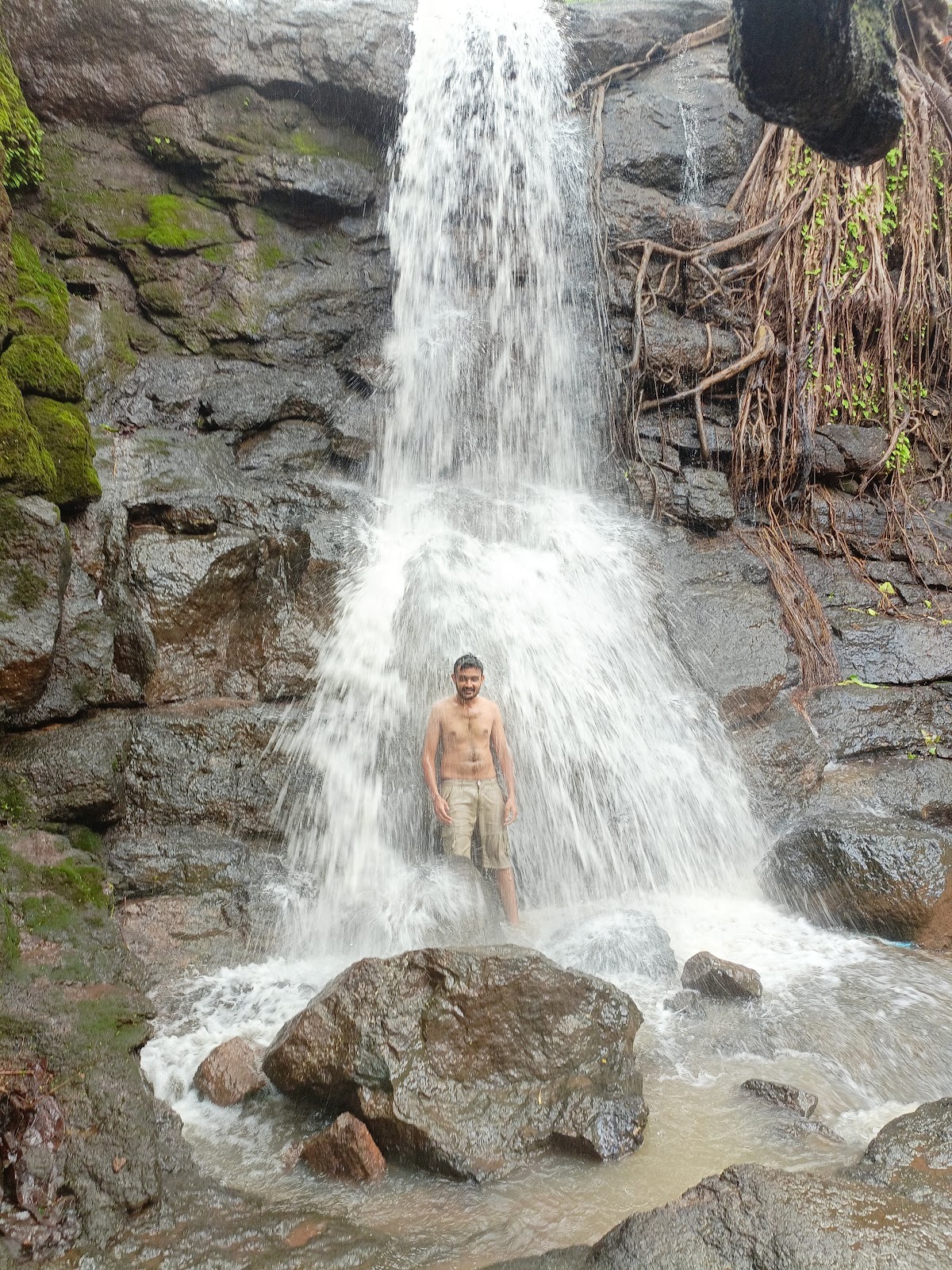 Bhagwan Baba Waterfall