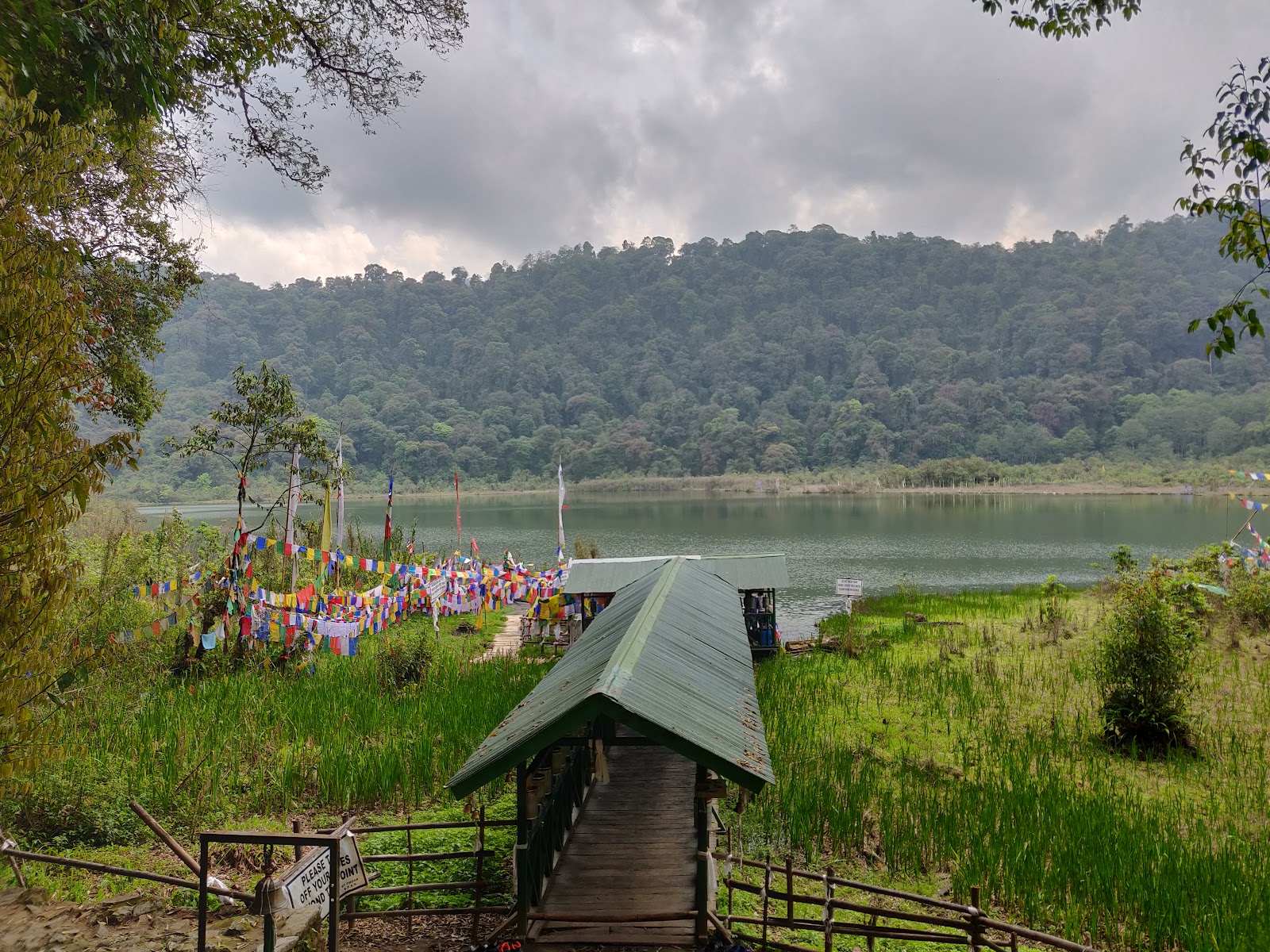 Khecheopalri Lake