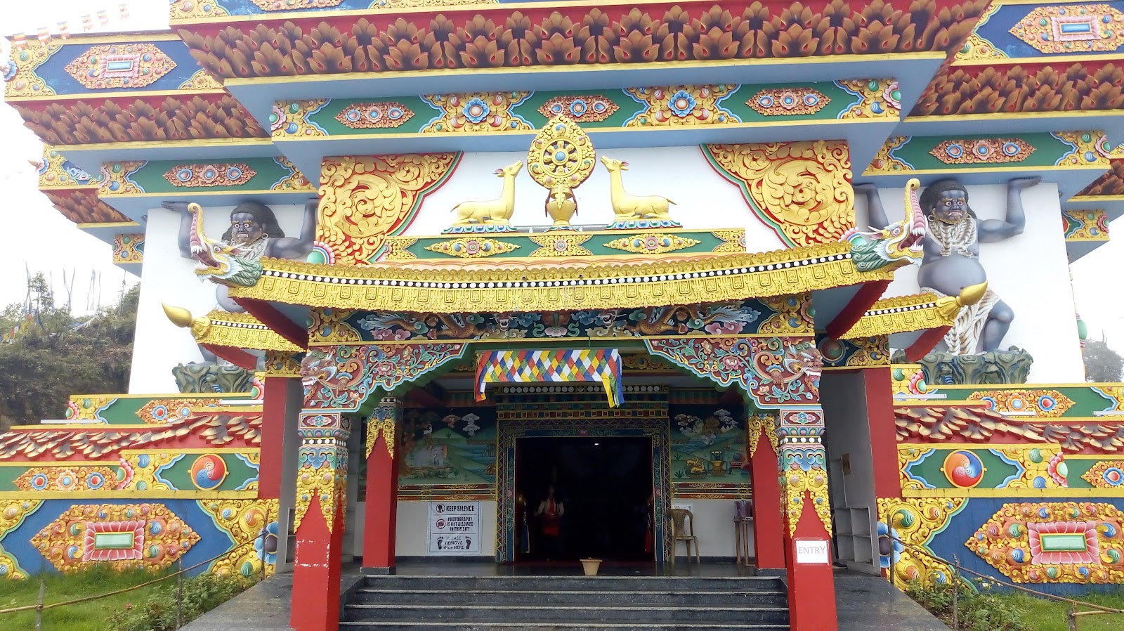 Khecheopalri Village Viewpoint