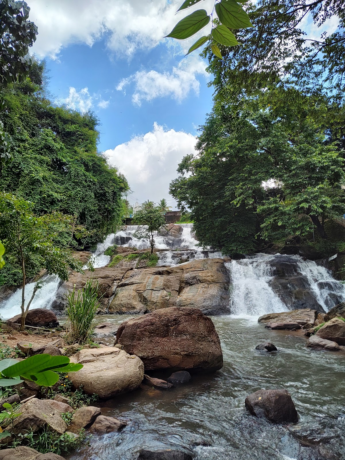 Aruvikkuzhi Waterfall