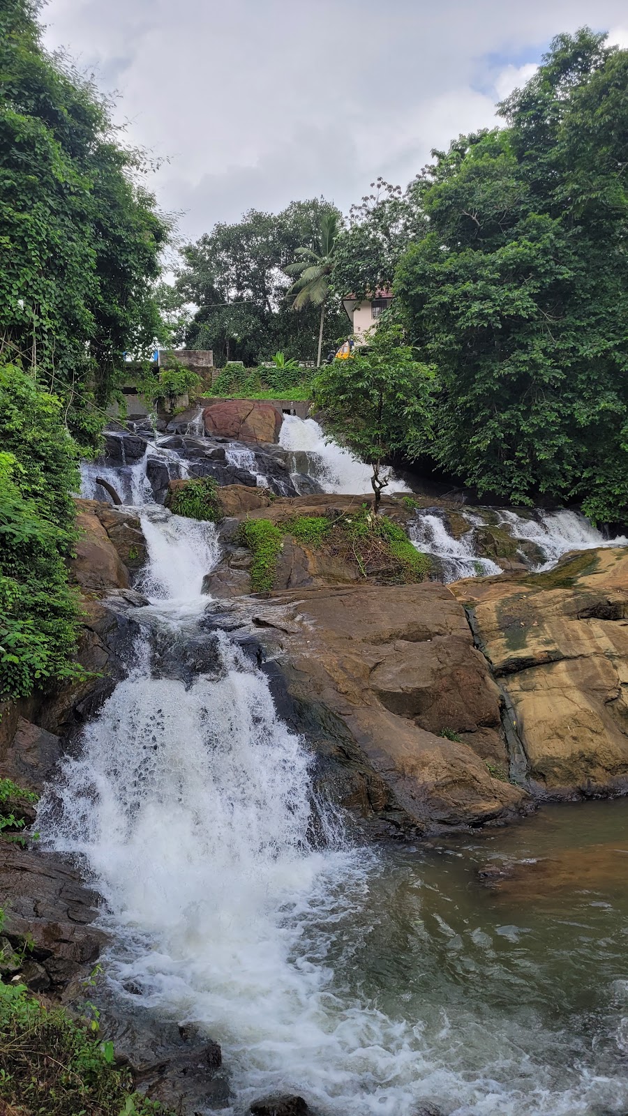 Aruvikkuzhi Waterfall