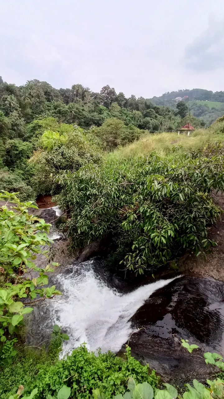 Aruvikkuzhi Waterfall
