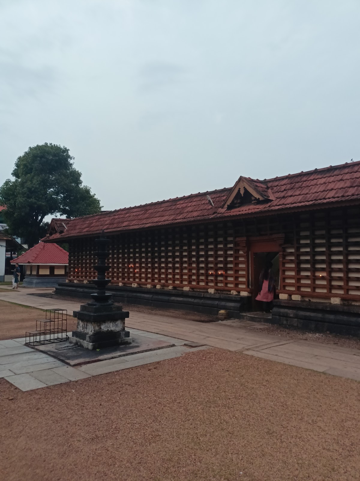Thirunakkara Mahadeva Temple