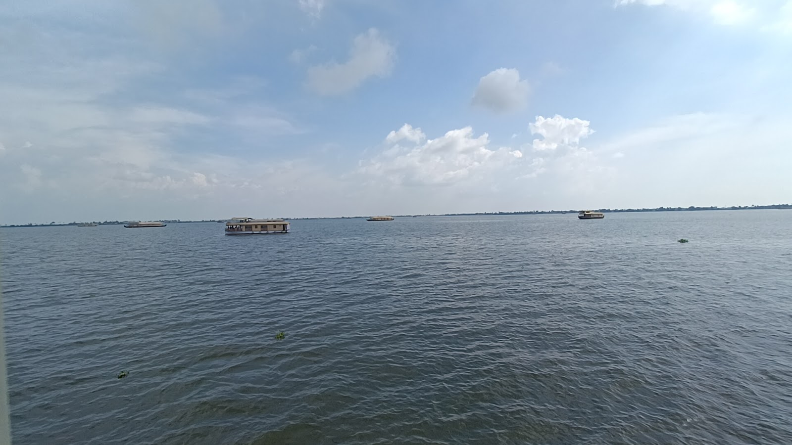 Punnamada Lake