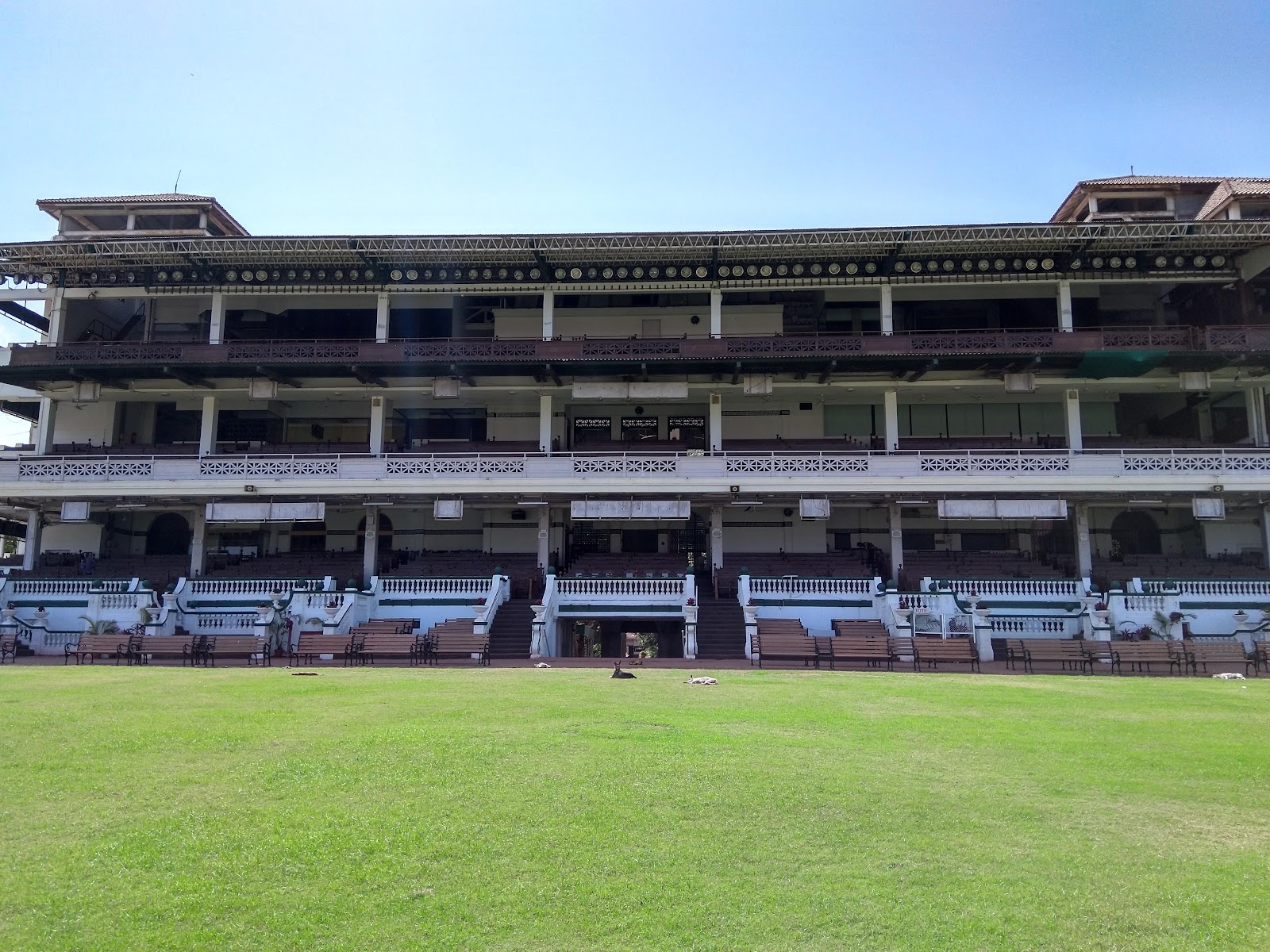 Mahalaxmi Race Course
