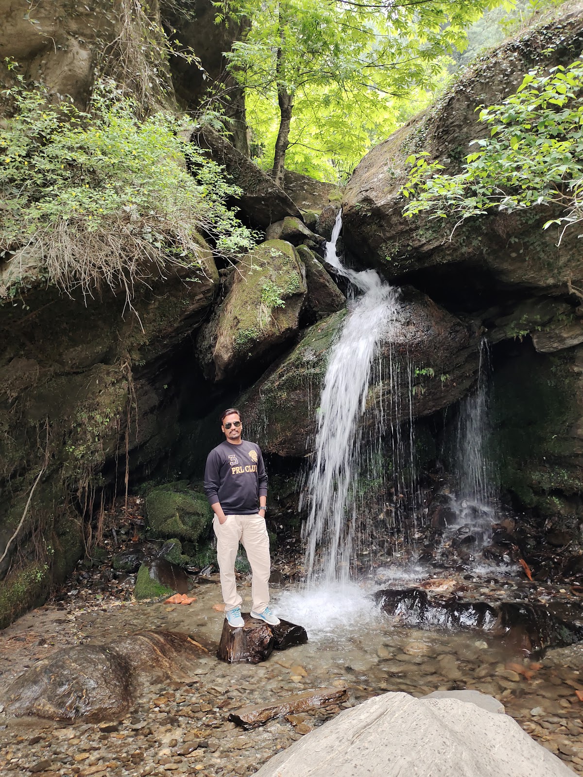 Jana Waterfall, Jana Gaon