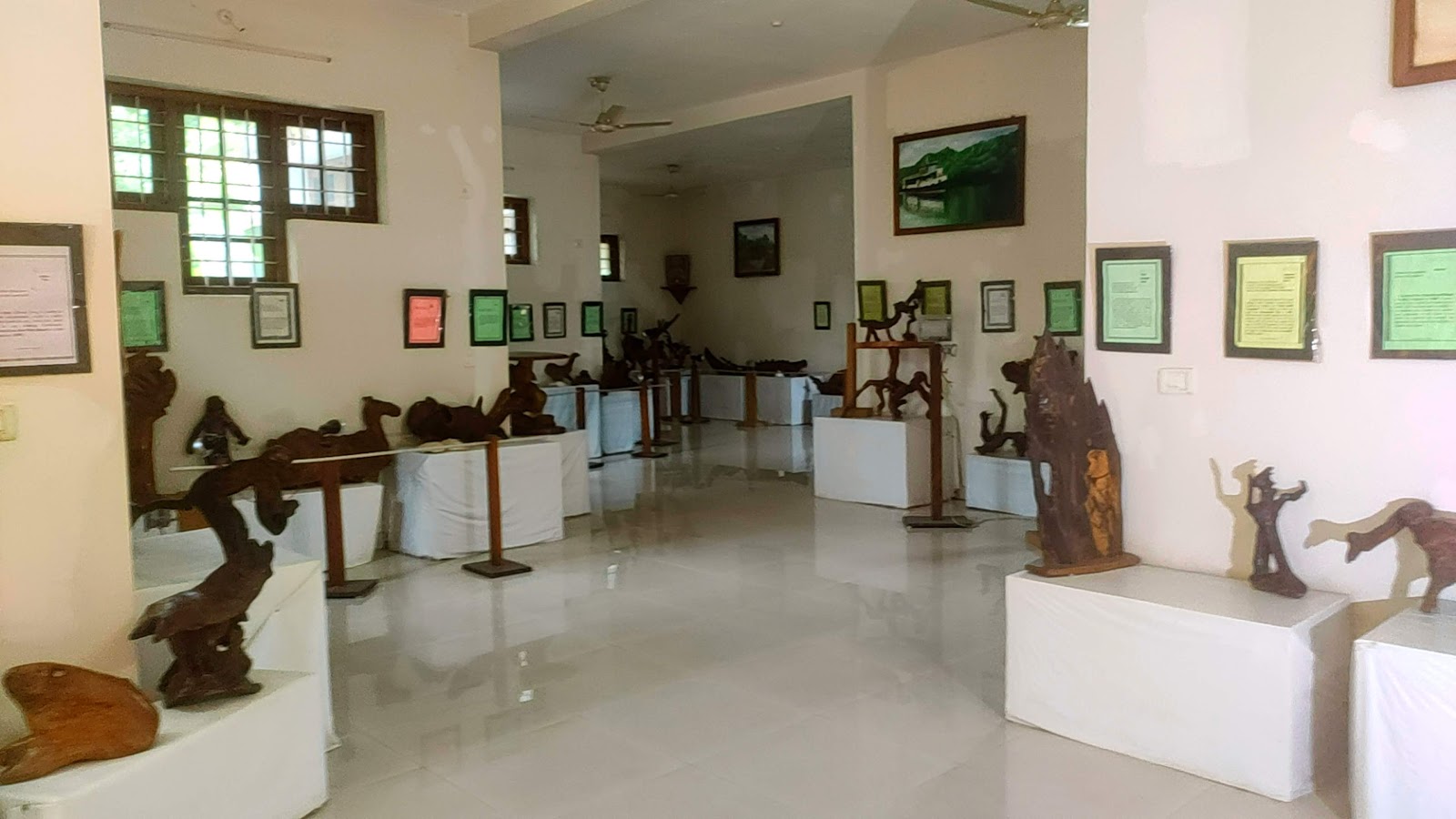 Bay Island Driftwood Museum