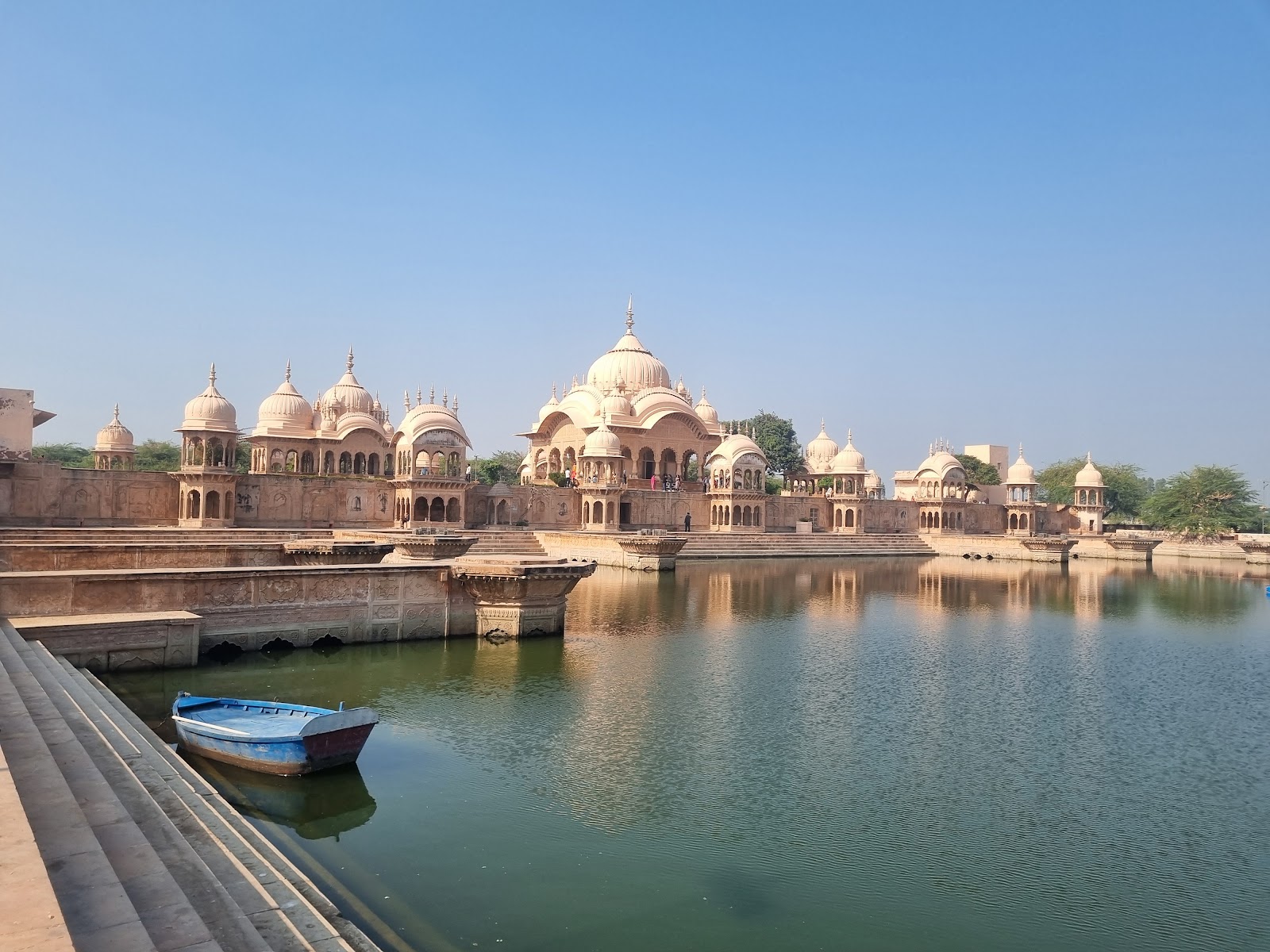 Kusum Sarovar - A Serene Destination in Uttar Pradesh