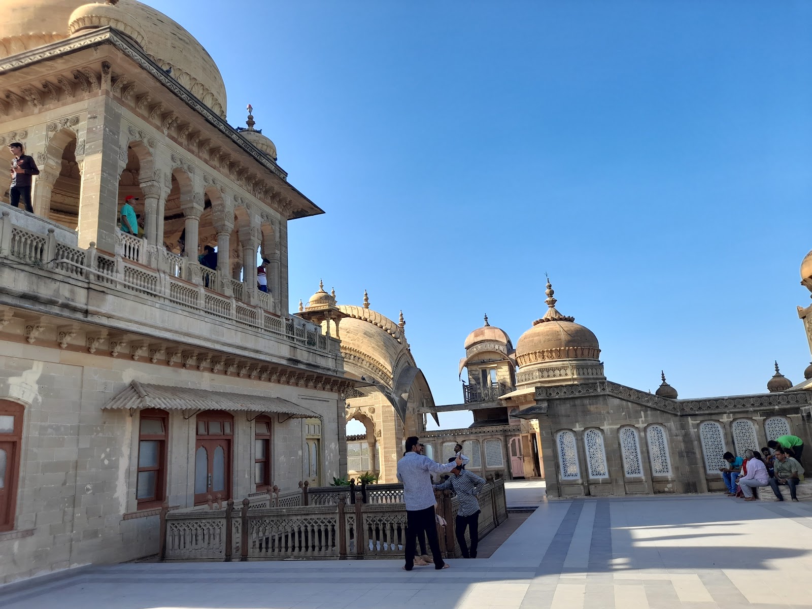 Mandvi Beach and Vijay Vilas Palace