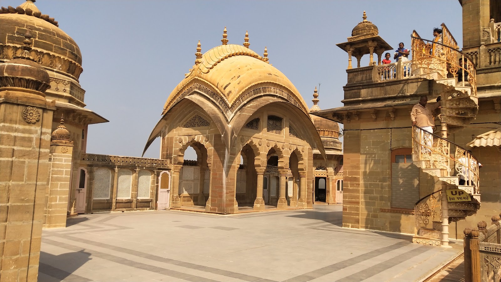 Mandvi Beach and Vijay Vilas Palace