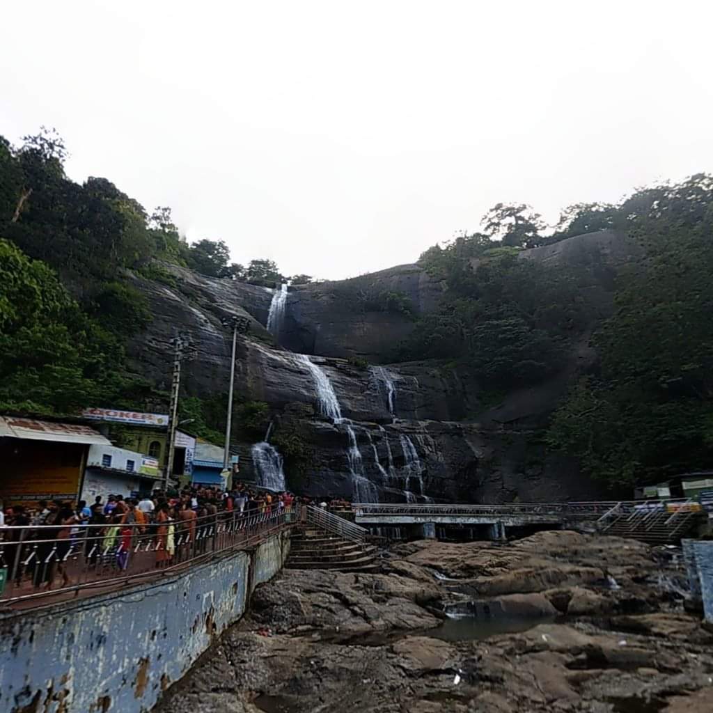 Chitraruvi Waterfall