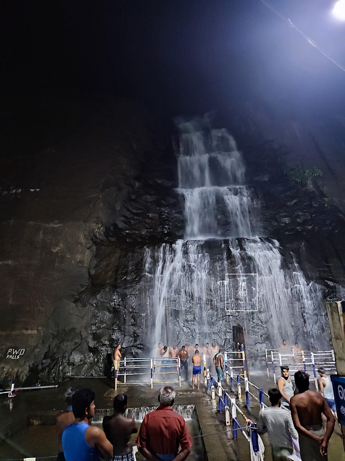 Kutralam Botanical Garden