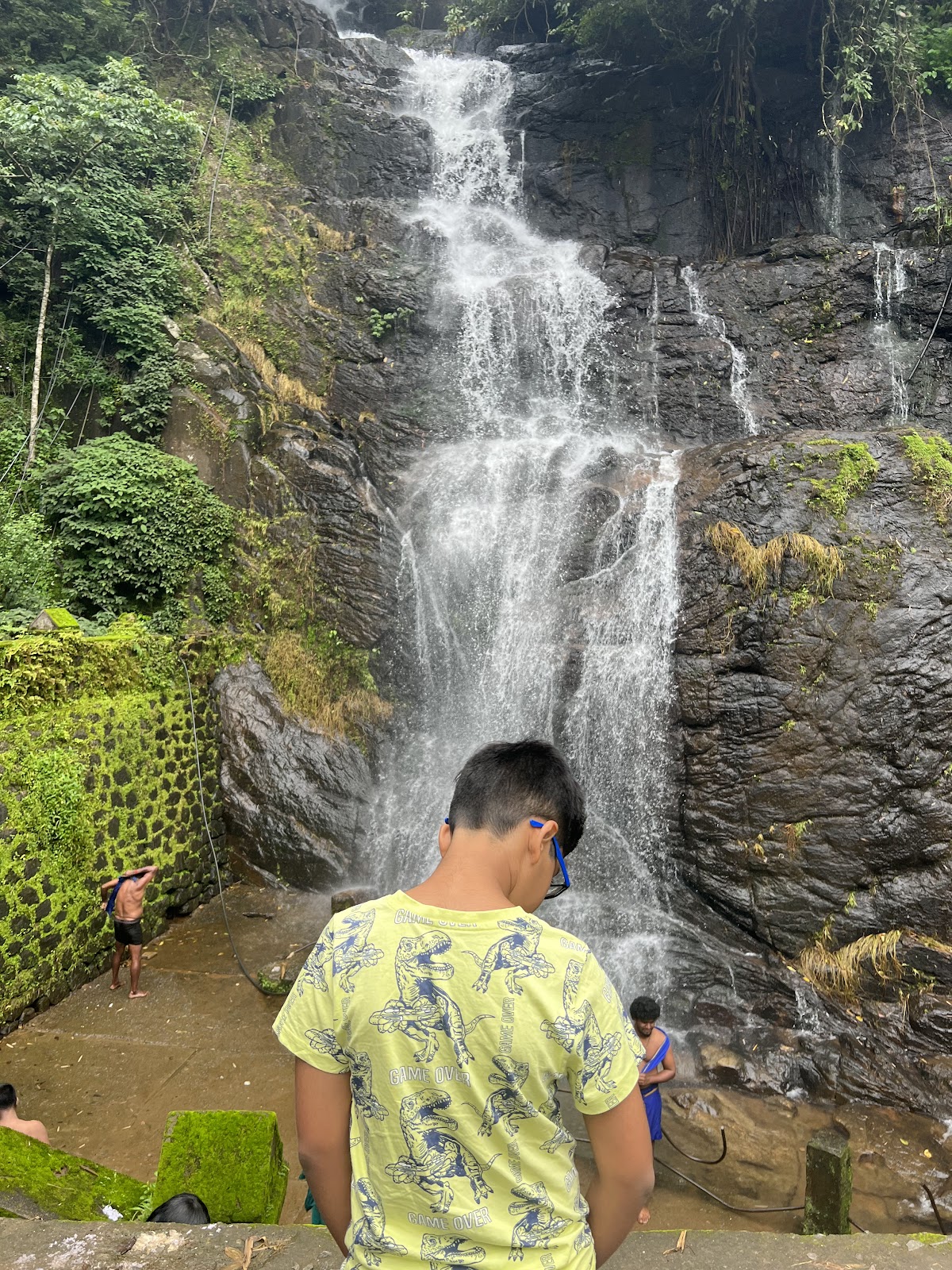 Valanjanganam waterfalls