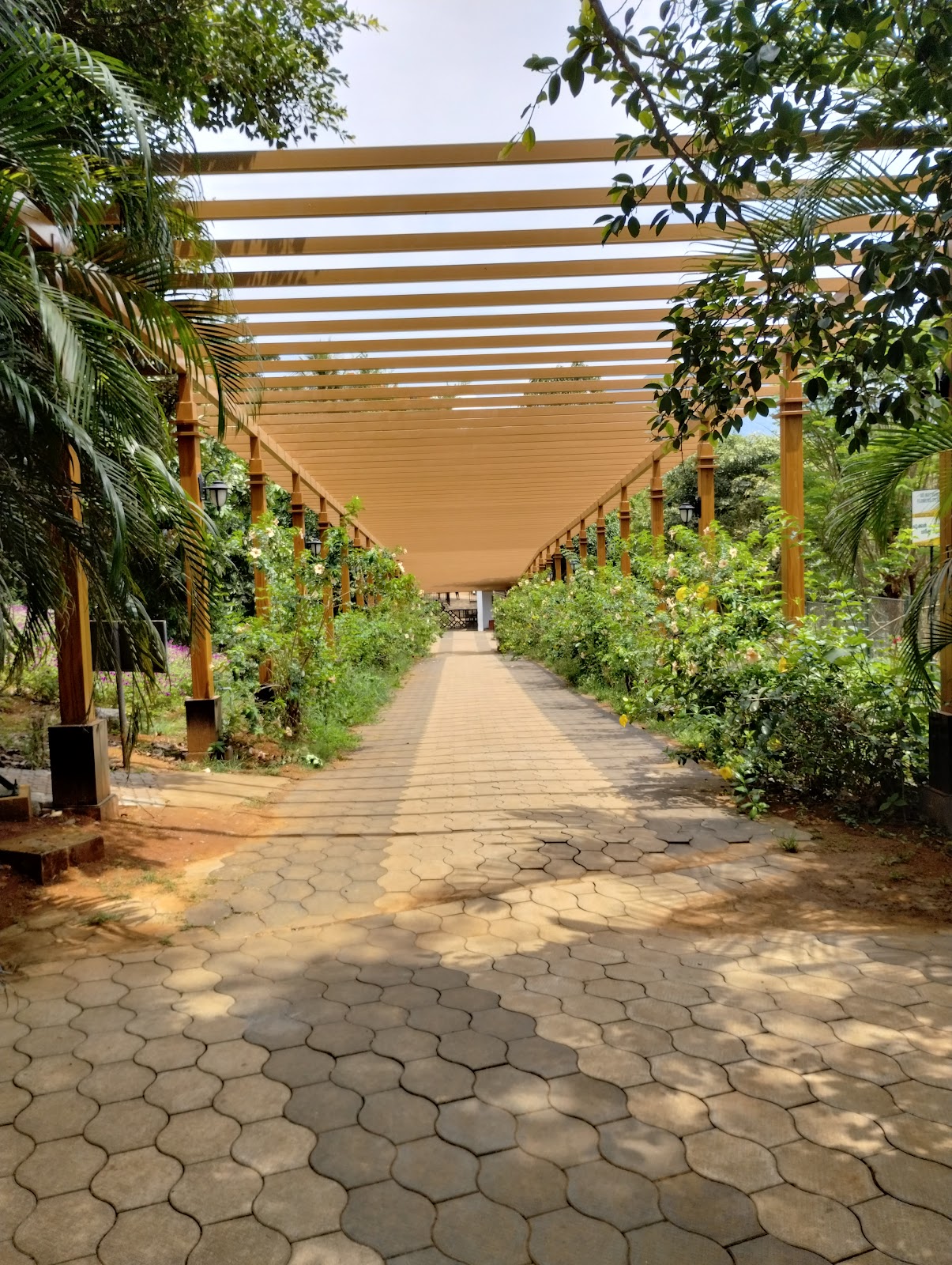 Karalad Lake