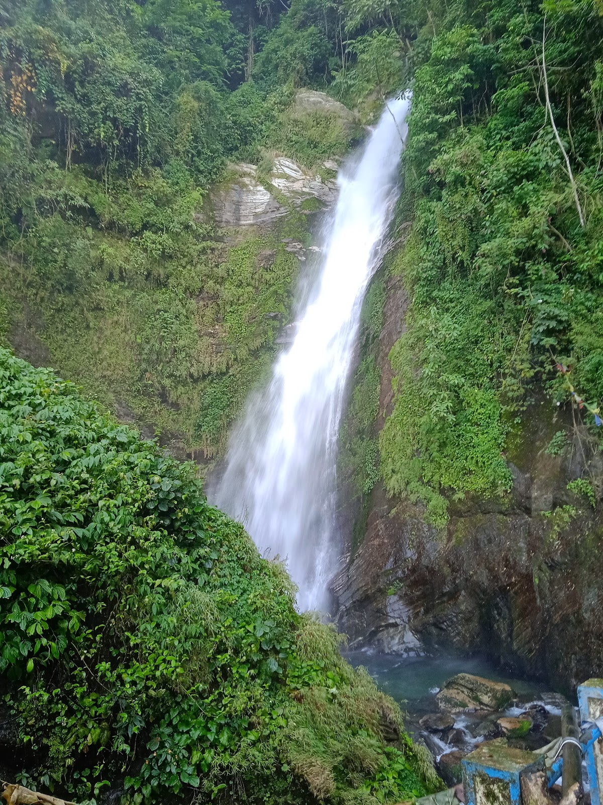 Waterfalls near Lolaygaon
