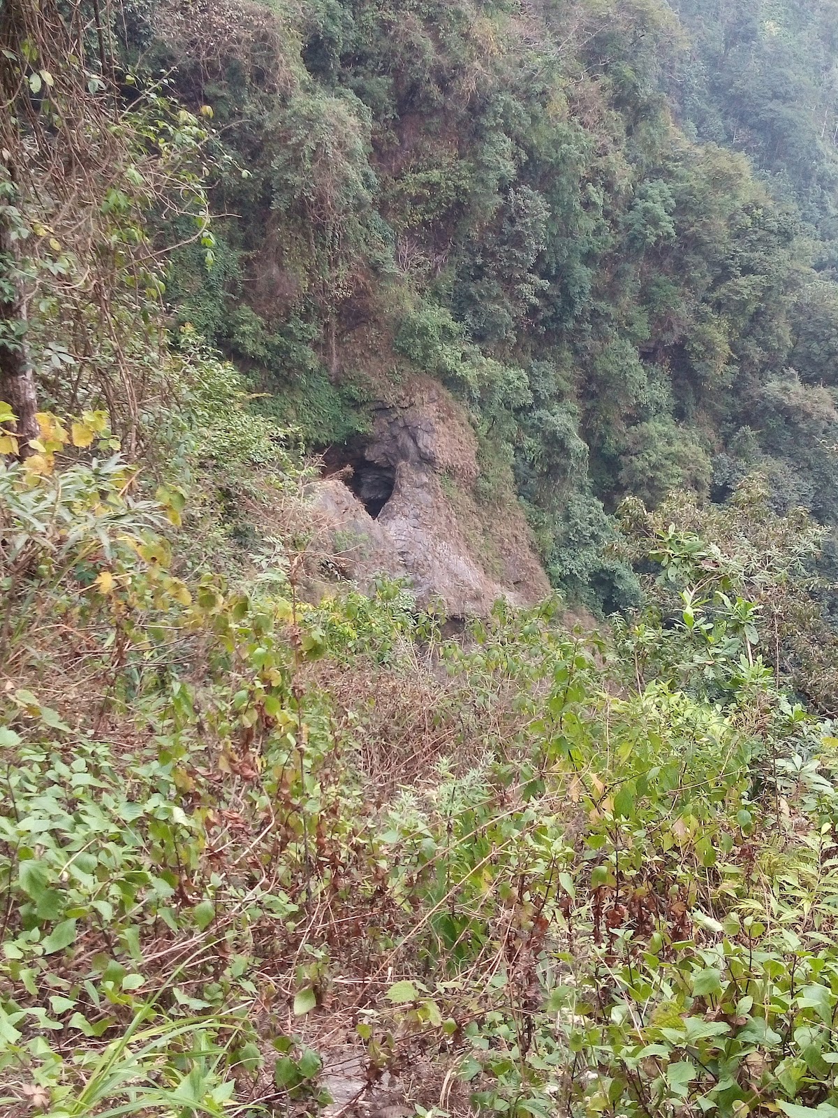Waterfalls near Lolaygaon