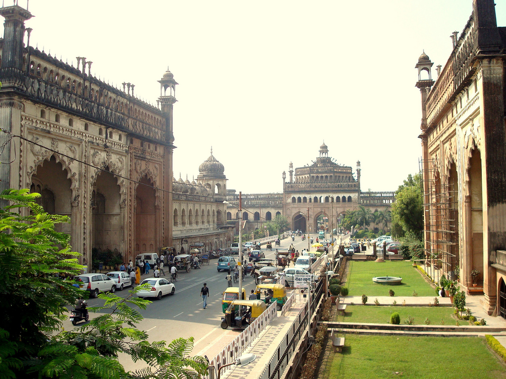 Rumi Darwaza