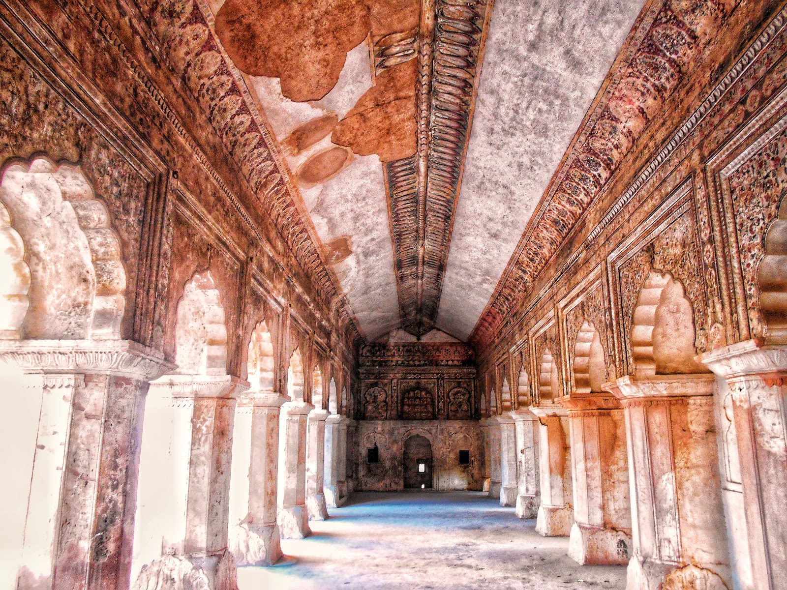 Orchha Fort