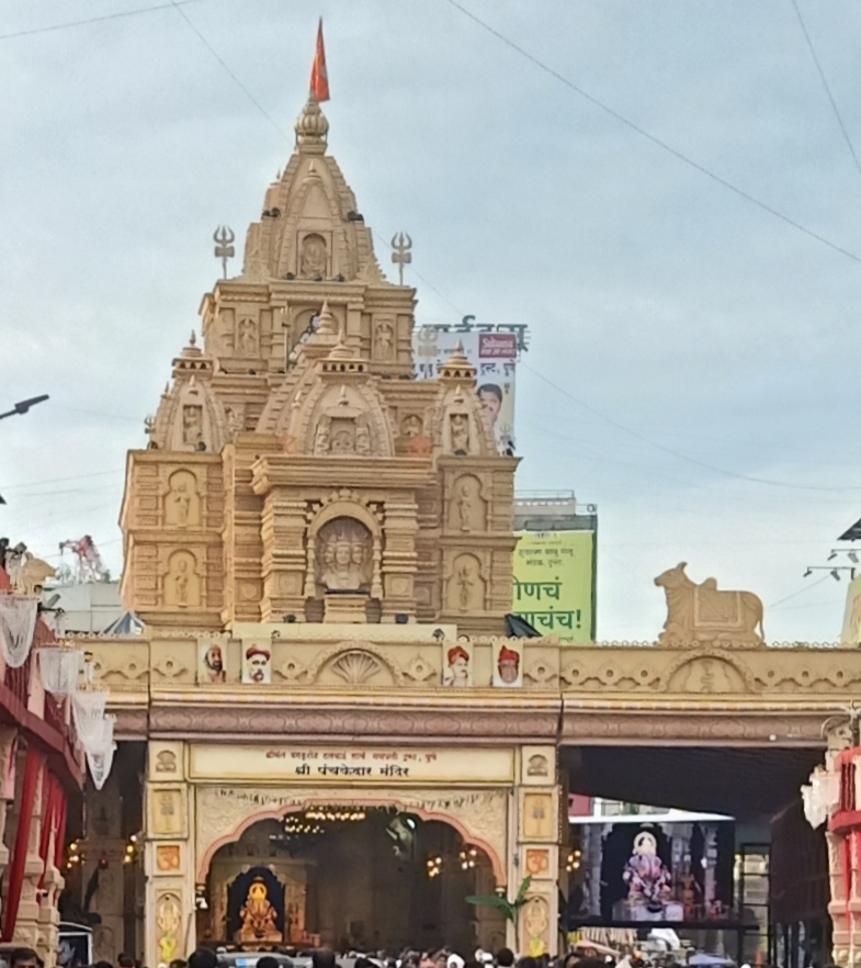 Shreemant Dagdusheth Halwai Ganpati Temple