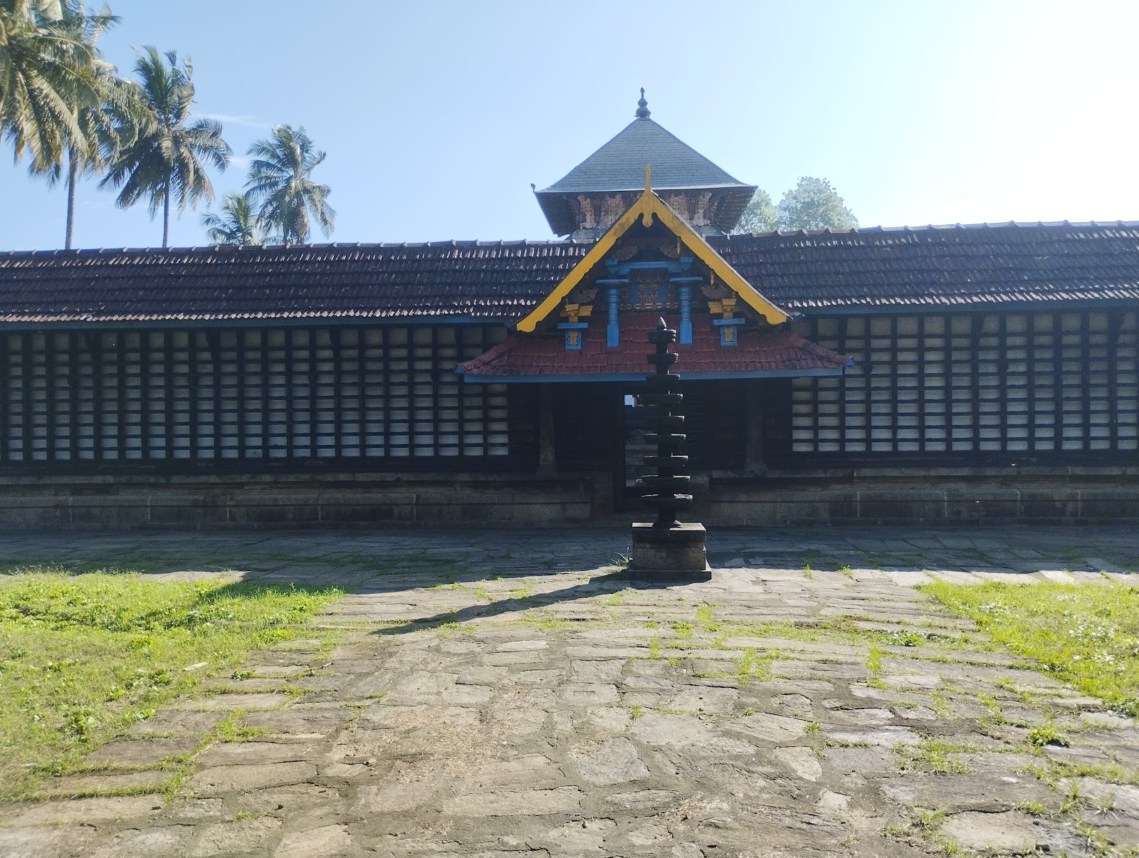 Thirunavaya Navamukunda Temple