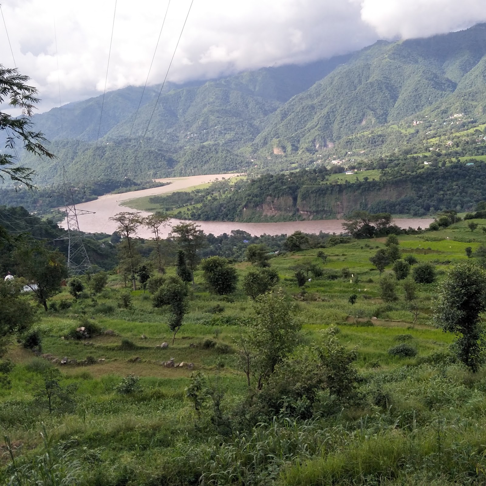 Joginder Nagar Valley viewpoints
