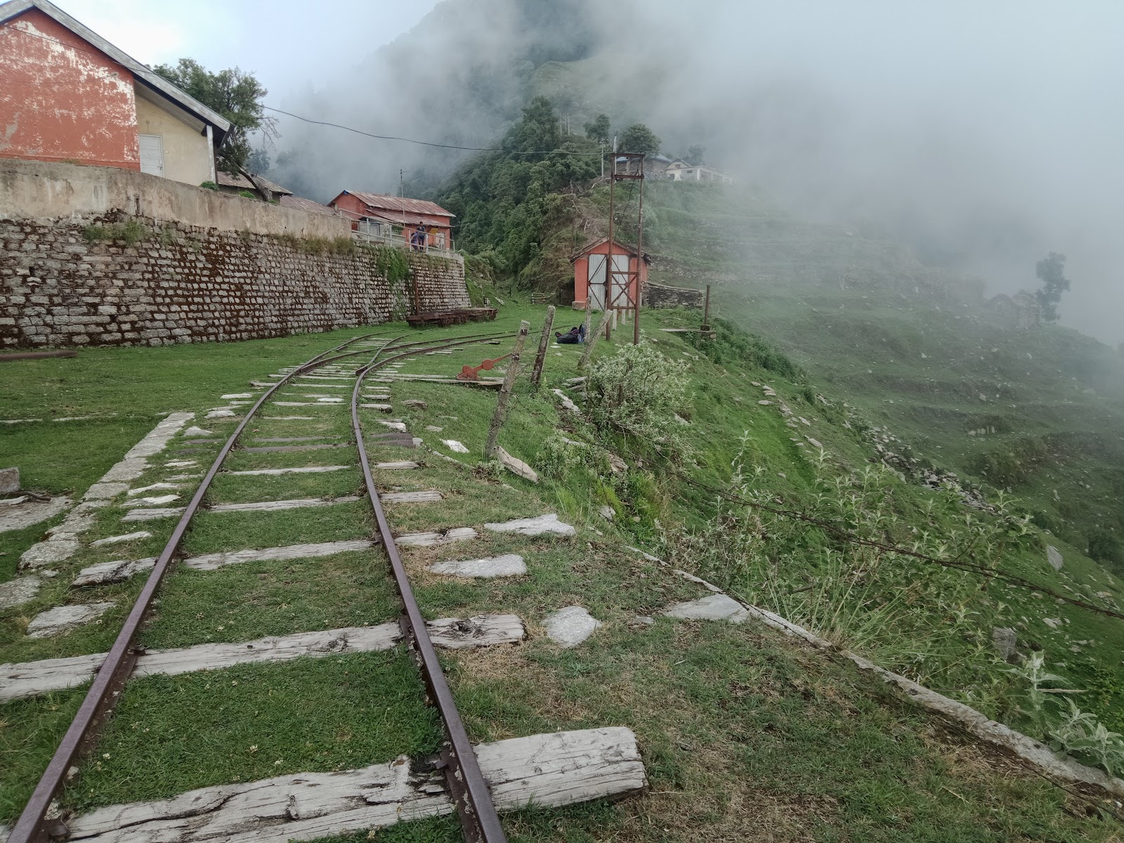 Joginder Nagar Valley viewpoints