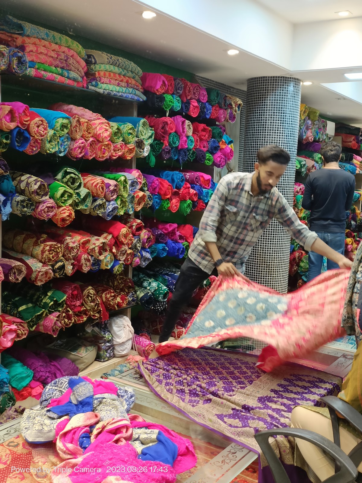 Local Pottery and Handicraft Workshops