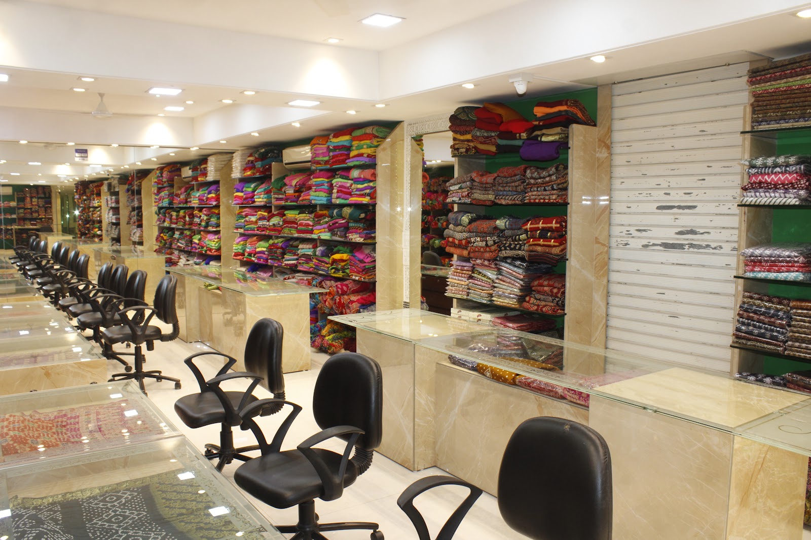 Local Pottery and Handicraft Workshops