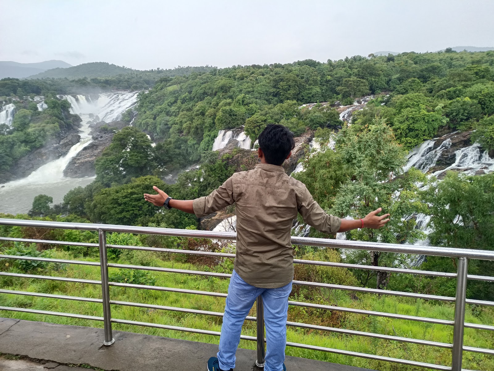 Shivanasamudra Falls