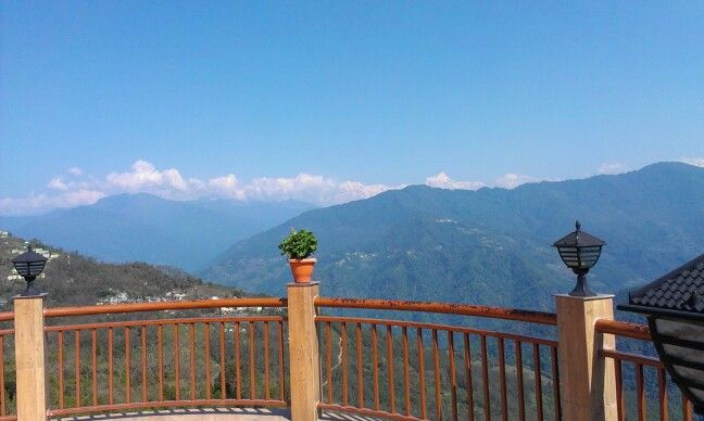 Tashi View Point