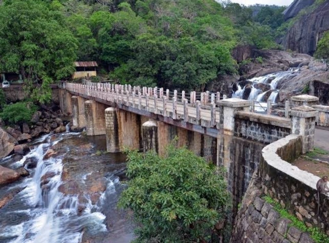 Kuthirakolli Waterfall