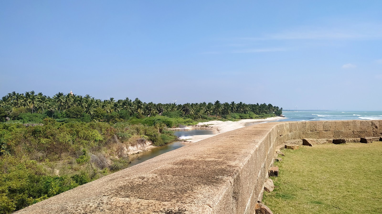 Vattakottai Fort