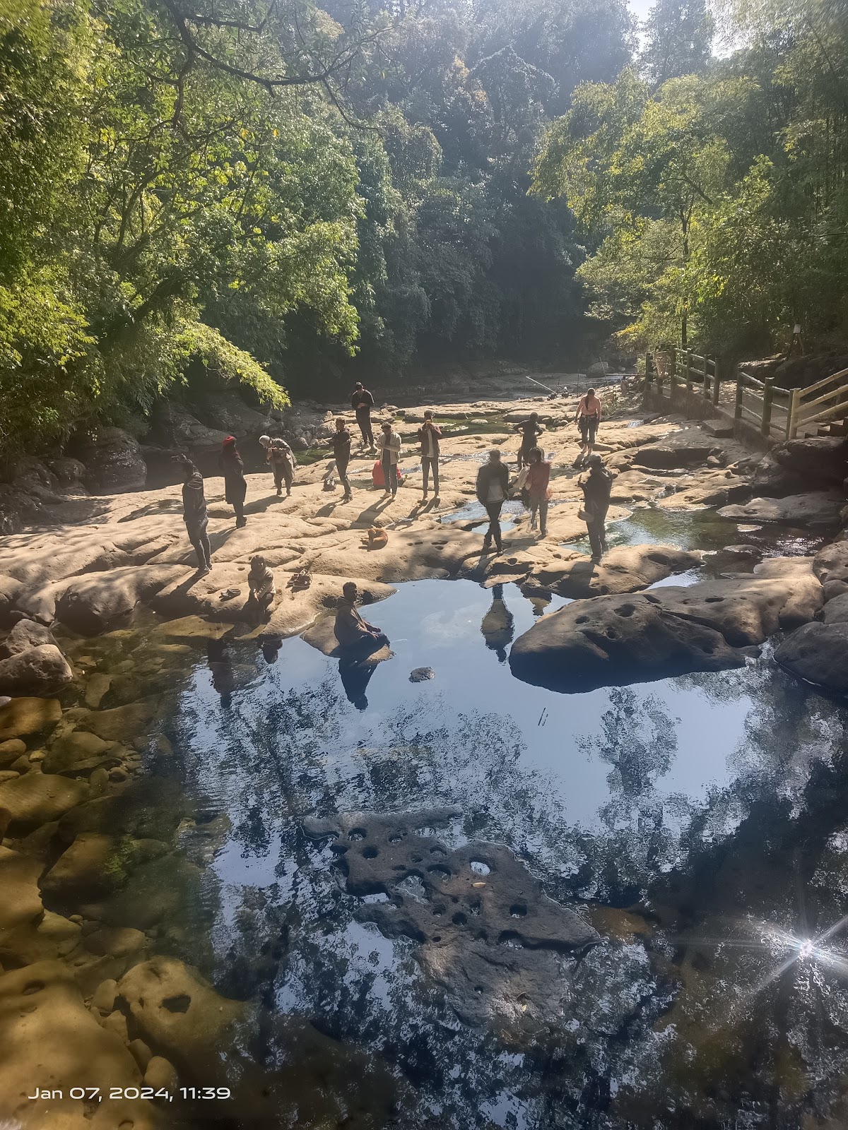 Mawlynnong Waterfall