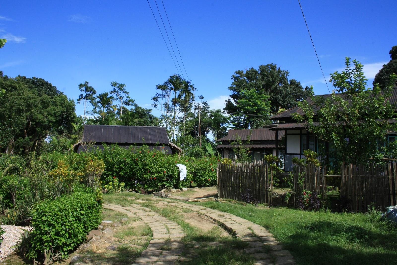 Mawlynnong Village