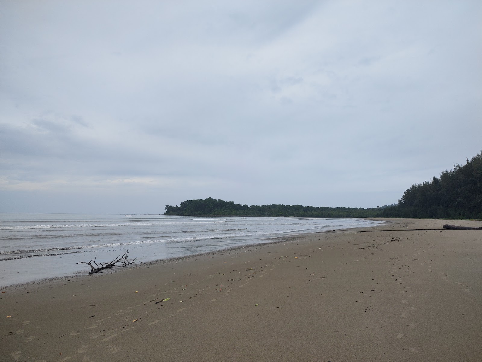Karmatang Beach