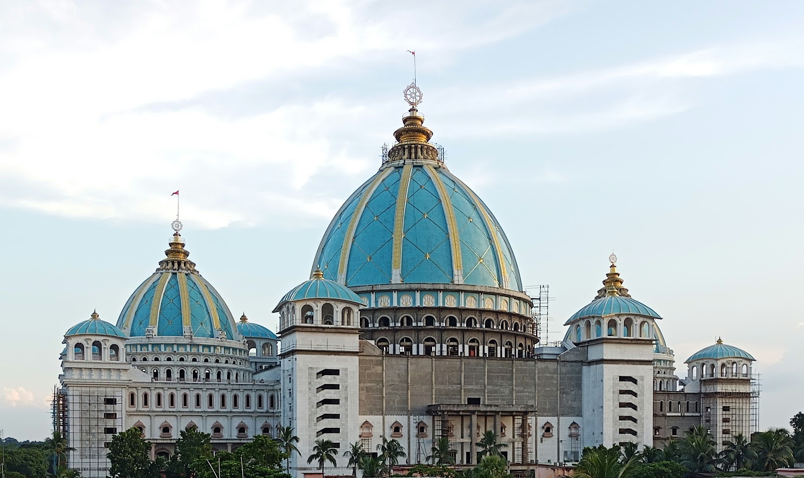 Mayapur Chandradoya Mandir