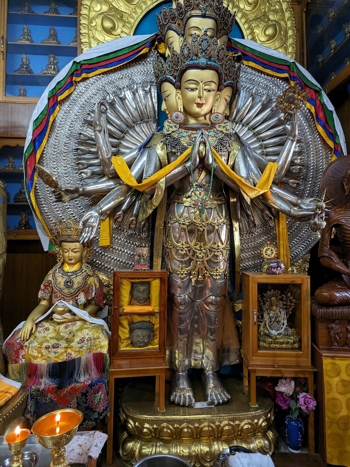 Tsuglagkhang Complex