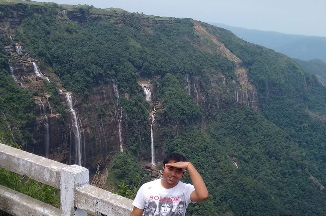 Seven Sisters Falls